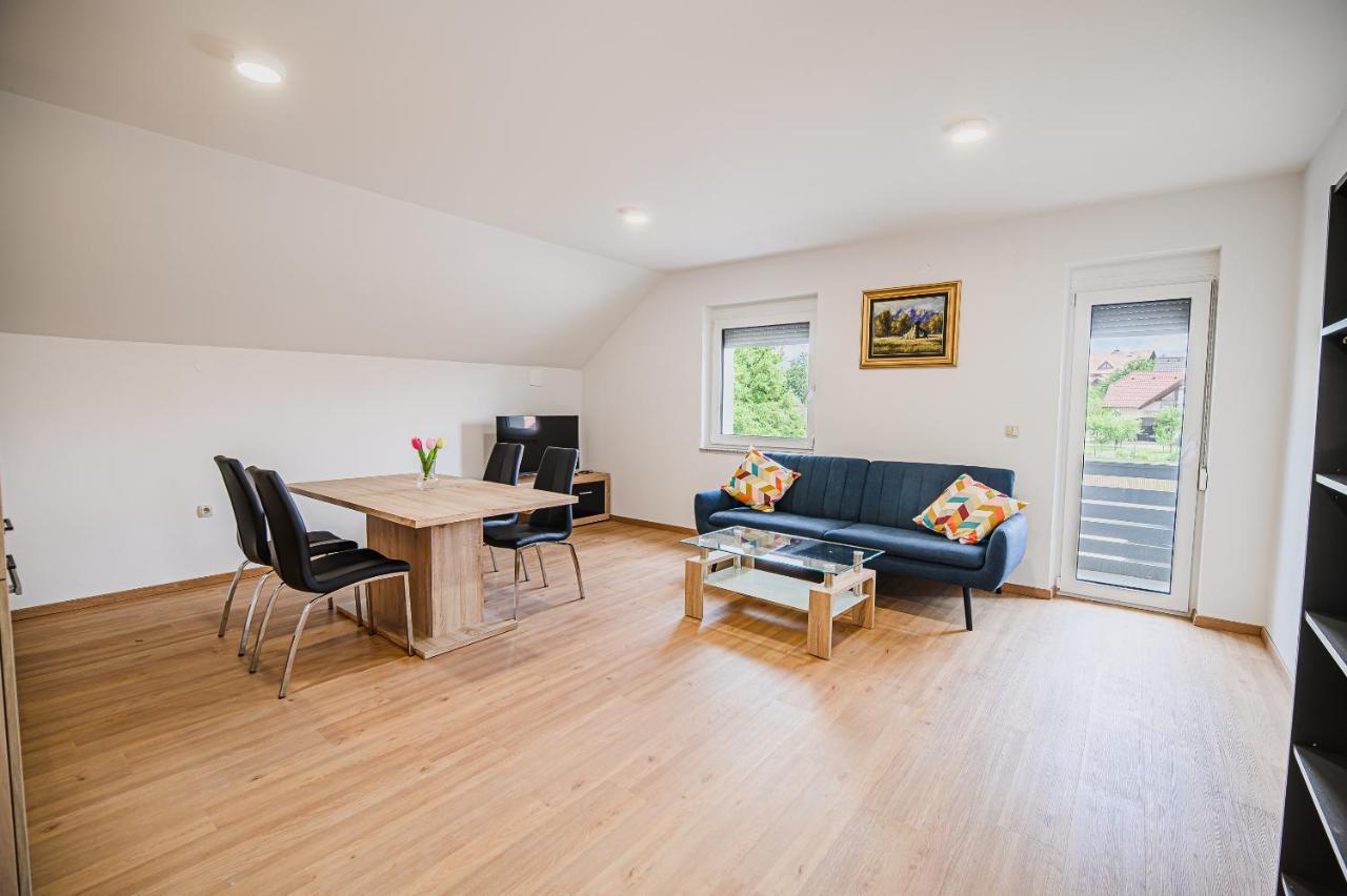 Mojcin Pisker Apartment House Kranj Ngoại thất bức ảnh