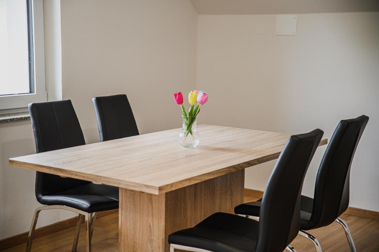 Mojcin Pisker Apartment House Kranj Ngoại thất bức ảnh